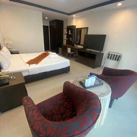 Soi2Inn Pattaya Exteriör bild
