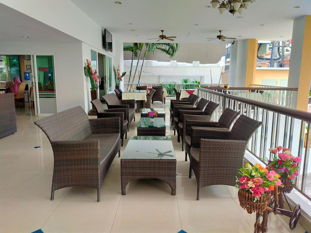 Soi2Inn Pattaya Exteriör bild