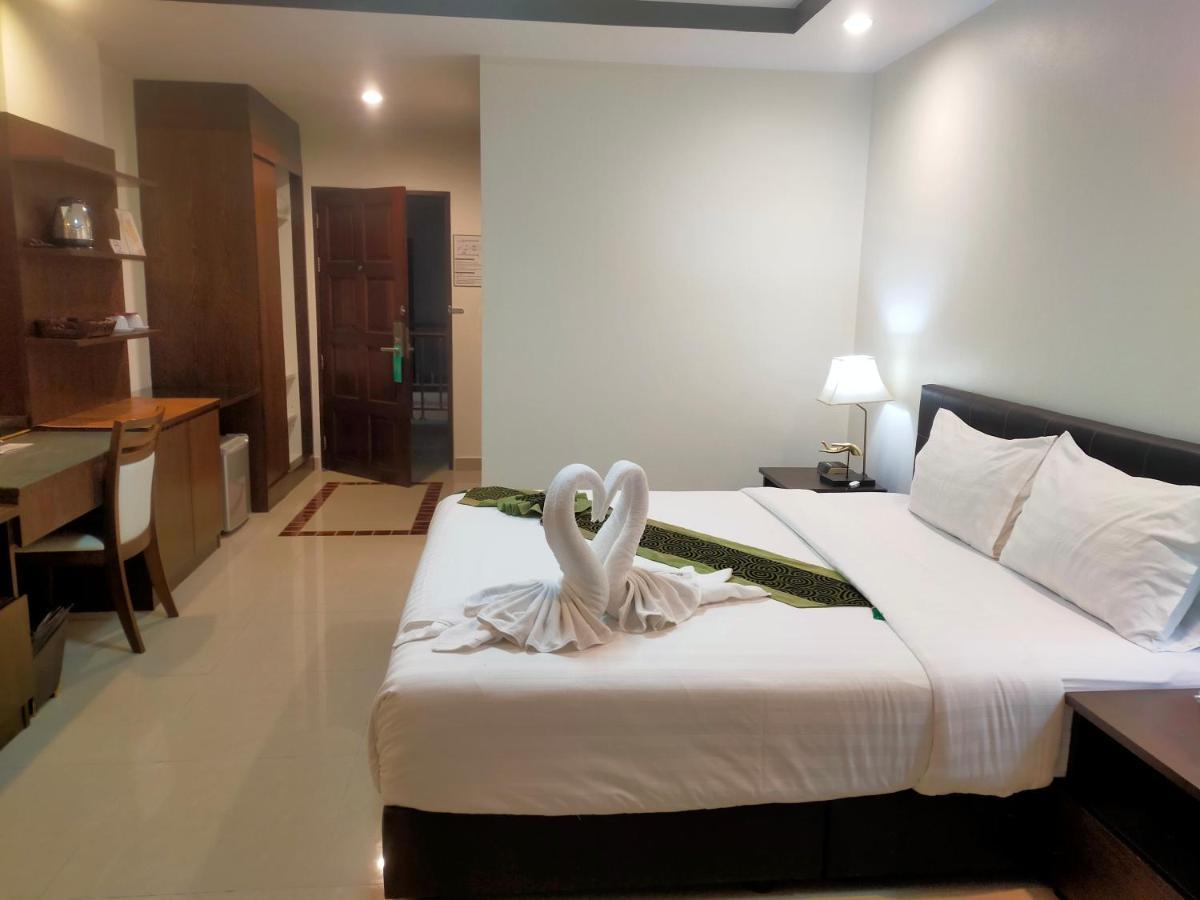 Soi2Inn Pattaya Exteriör bild
