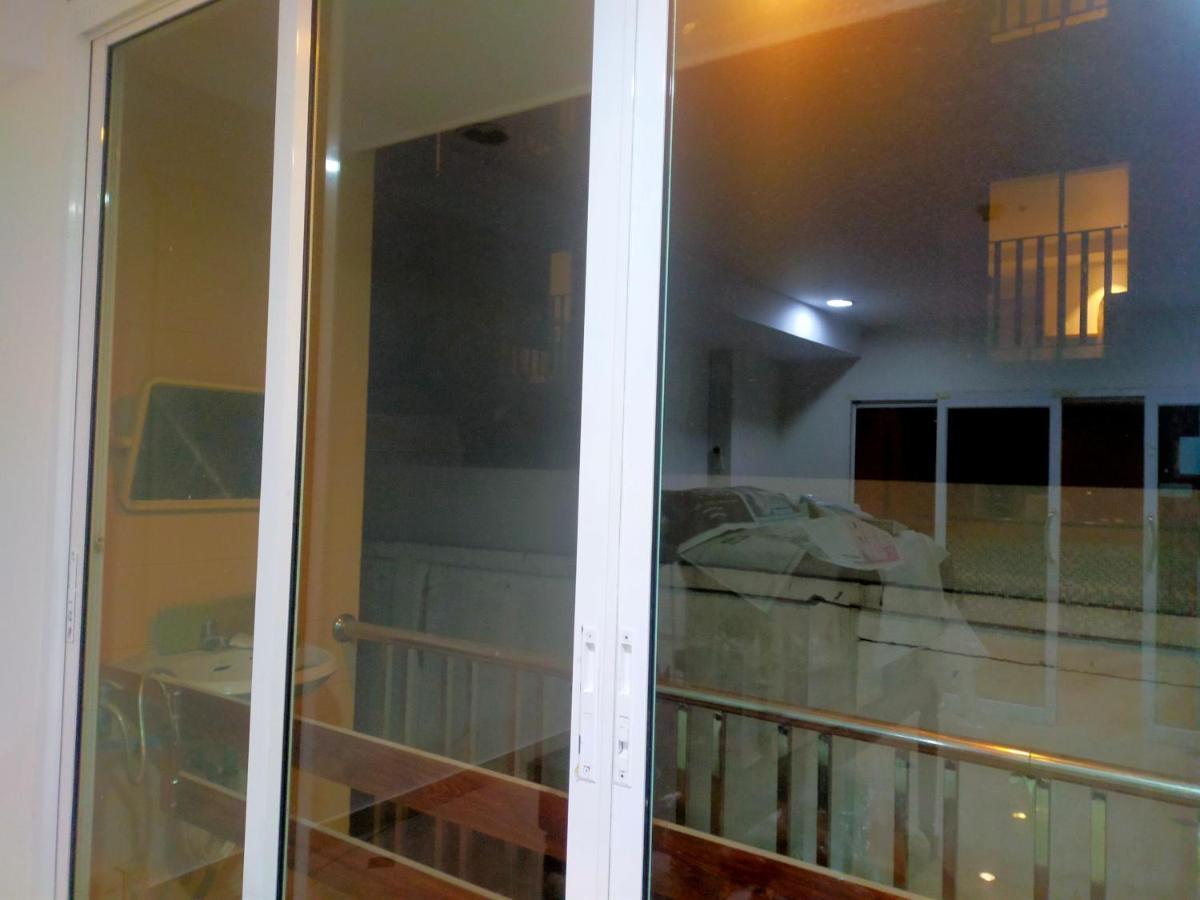 Soi2Inn Pattaya Exteriör bild