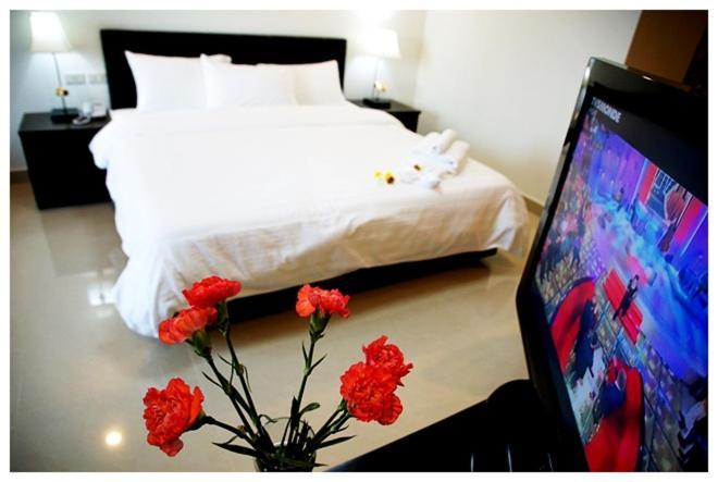 Soi2Inn Pattaya Exteriör bild
