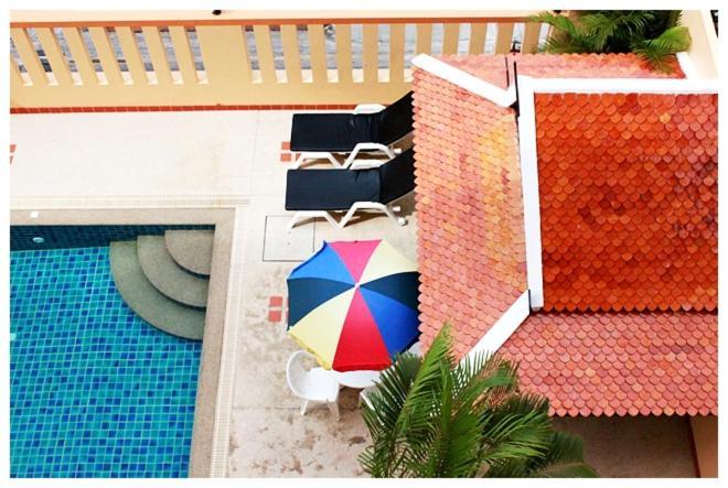 Soi2Inn Pattaya Exteriör bild